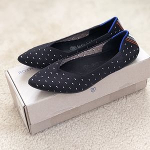 🎆 2025 SALE - Rothy's Ivory Dot 'The Point' Flat - 8 Women's Shoes ⚫⚪